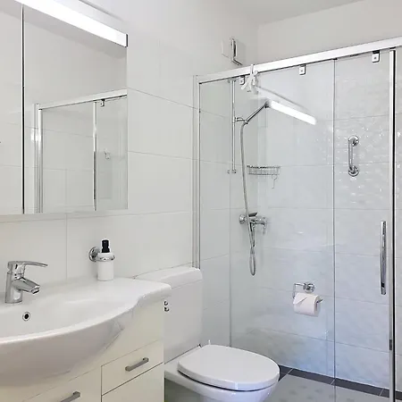 Apt- Hermosa By Interhome Appartement Locarno